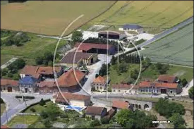 Nous terminons notre balade dans la Marne, &agrave; Vavray-le-Grand. Nous sommes en r&eacute;gion ...