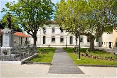 Ville de l'agglom&eacute;ration Valentinoise, en Auvergne-Rh&ocirc;ne-Alpes, Peyrins se situe dans le d&eacute;partement ...