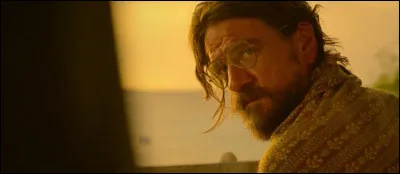 Comment s'appelle le père de John B ?