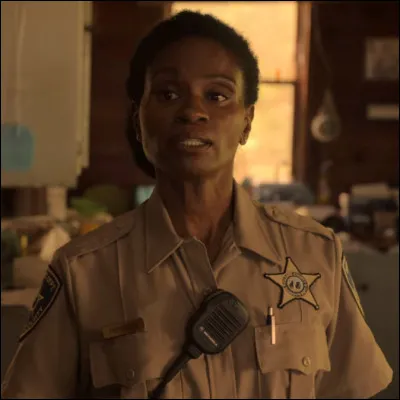 Quel personnage tire sur le shérif Peterkin ?