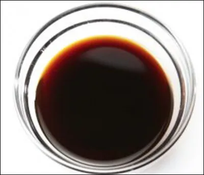 Quelle est cette sauce chinoise produite par fermentation de prot&eacute;ines v&eacute;g&eacute;tales ?