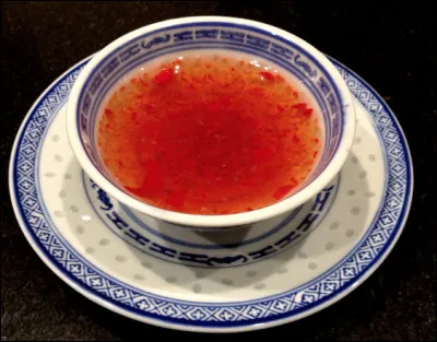 Quelle est cette sauce asiatique &agrave; base de poisson ferment&eacute; dans une saumure ?