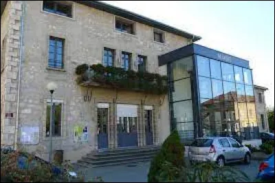 Nous terminons notre balade dans la Drôme, à Saint-Laurent-en-Royans. Nous sommes en région ...