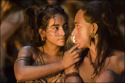 Dans "Apocalypto", quel événement naturel sauve la vie de Jaguar Paw ?