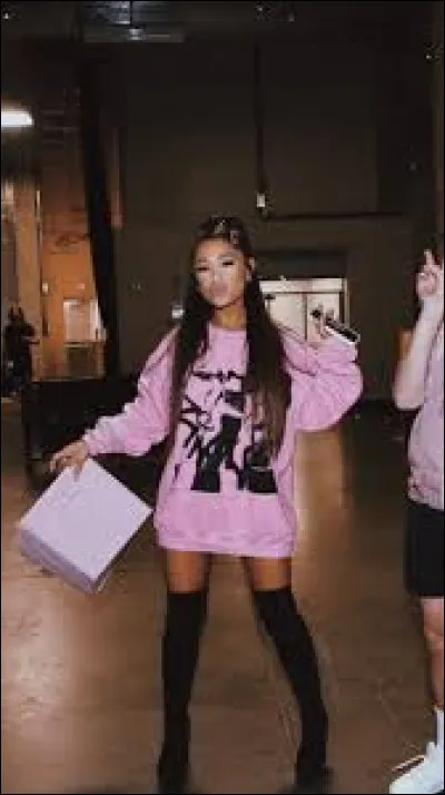 Complète cette chanson : " I was a liar, I gave into the fire...