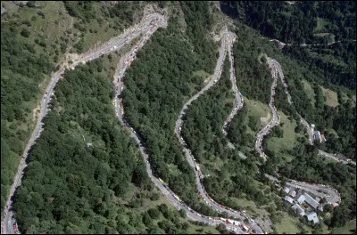 Tu es en pleine course, l'arrivée se jugera au sommet de l'Alpe d'Huez, quelle est ta tactique ?