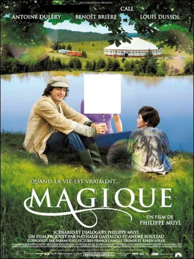 Qui joue la mère dans ce film ?