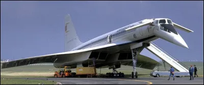 Vous auriez juré voir une photo du célèbre avion Concorde mais non, c'est appareil russe. Quelle est cette réplique du célèbre avion de ligne supersonique des années 70 ?