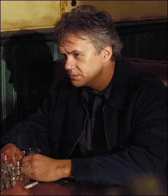 Qui interprte Dave Boyle ?