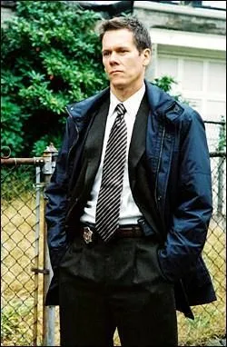 Qui interprte Sean Devine ?