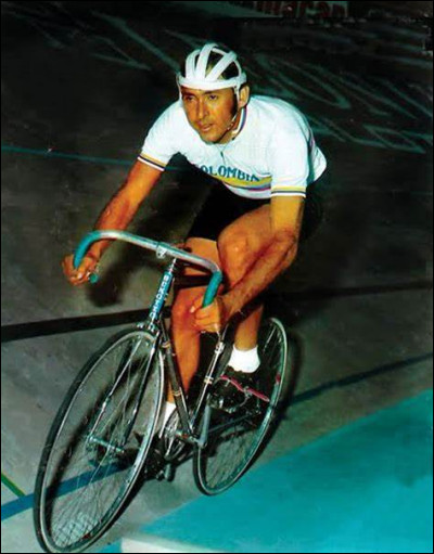 Martin Emilio Cochise Rodriguez est le premier coureur colombien à participer au Tour de France. En quelle année ?