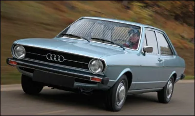 Quel est le type de transmission de l'Audi 80 de 1972 ?