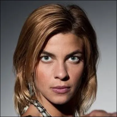 Comment s'appelle cette personne ?