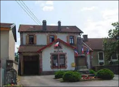 Nous sommes dans le Grand-Est, au Mont. Petit village de 51 habitants, dans l'agglomération Déodatienne, il se situe dans le département ...