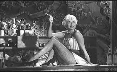 Qui donne la réplique à Pierre Mondy dans le film "Cigarettes, Whisky et P'tites Pépées", sorti en 1959 ?