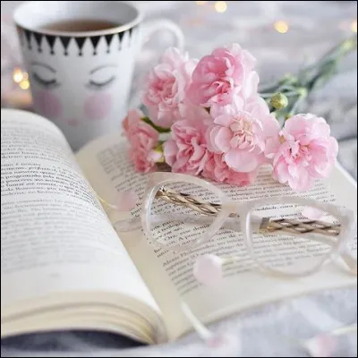 Quel livre a été écrit par l'auteur américain, né à Boston, Edgar Poe ?