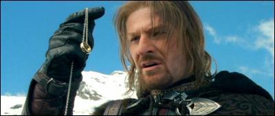 Dans  La Communauté de l'Anneau , quel fils du Gondor a voulu s'emparer de l'Anneau unique ?