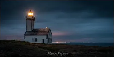 "Belle-Île-en-Mer, Marie-Galante" est un titre de...