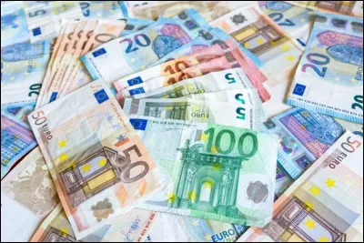 Quel est le salaire (net) moyen d'une femme en France ?