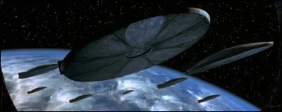 Ces soucoupes volantes peuvent embarquer plus de mille passagers ! Elles sont au nombre de huit. Combien de personnes peuvent être prises en charge ?