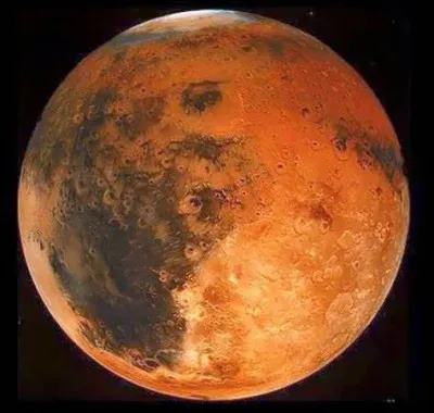 Comment appelle-t-on la planète Mars ?