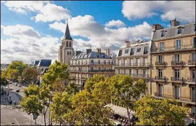 Ils descendent à la station « Saint-Germain-des-Prés ». Saint-Germain-des-Prés est-il un quartier où règne la misère, un quartier normal ou chic ?
