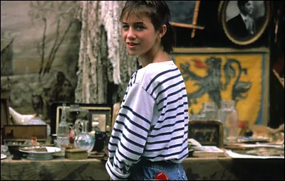 Quel est ce film de Claude Miller mettant en scène Charlotte Gainsbourg ?