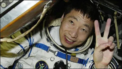 Comment nomme-t-on un astronaute chinois ?