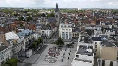 Dans quel département se trouve la ville de Douai ?