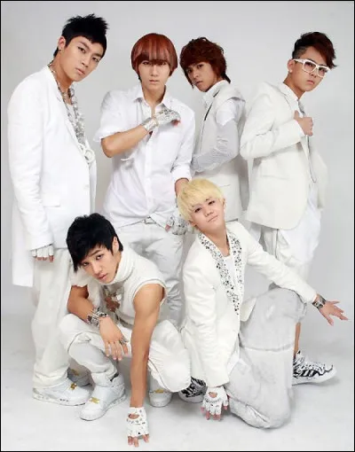 Dans le groupe Beast, qui est le maknae ?