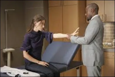 Quelle est la maladie génétique de Remy Hadley (n°13) ?