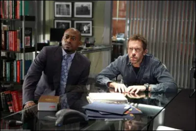 Quel poste Eric Foreman occupe-t-il durant la saison 8 ?