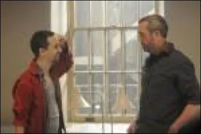 Comment s'appelait le camarade de chambre du Dr. House à Mayfield ?