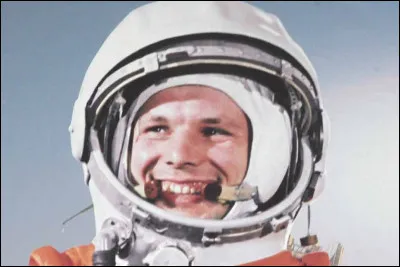 Youri Gagarine a été le premier homme dans l'espace. A quelle date son vol a-t-il eu lieu ?