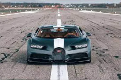 En combien d'exemplaires a été produite la Bugatti Chiron Les Légendes Du Ciel ?