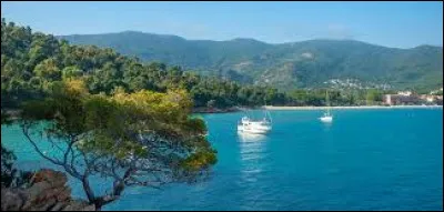 Dans quelle région française se situe le département du Var ?