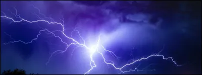 Les « monstres » se déplacent sur le « chemin du tonnerre » appelé ainsi à cause de son bruit infernal. Quest-ce ?