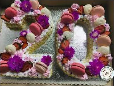 Dans le titre du livre de Stefan Sweig, combien sont les heures de la vie d'une femme ?