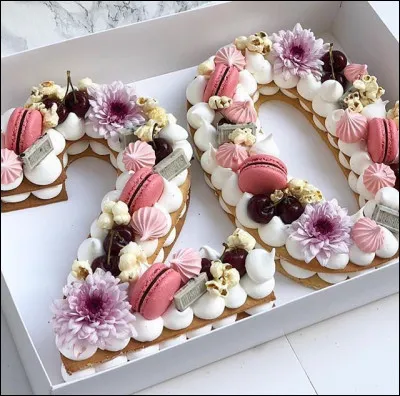 Quelle marque automobile a un modèle nommé "20" ?