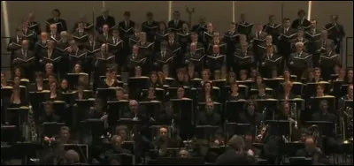 À chacune des apparitions de ce monolithe, on entend le "Kyrie" du Requiem de György Ligeti. Que peut-on dire de cette musique ?