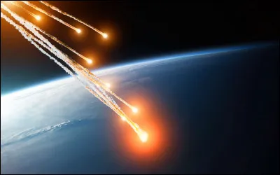 Les météorites proviennent généralement d'une ceinture d'astéroïdes. Elles sont le résultat d'une collision survenue entre deux ou plusieurs astéroïdes et ainsi expulsés hors de cette ceinture. 
Dans notre système solaire, nous avons deux ceintures d'astéroïdes. La ceinture de Kuiper et :