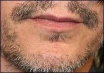 A qui appartient cette bouche ?