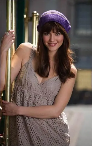 Dans quel film d'pouvante apparait-elle trs brievement le temps d'un flashback dans le rle d' Evelyn ?