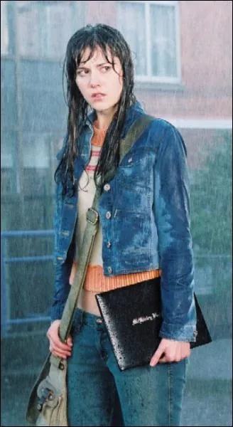 Comment meurt-elle  la fin de ce film ?