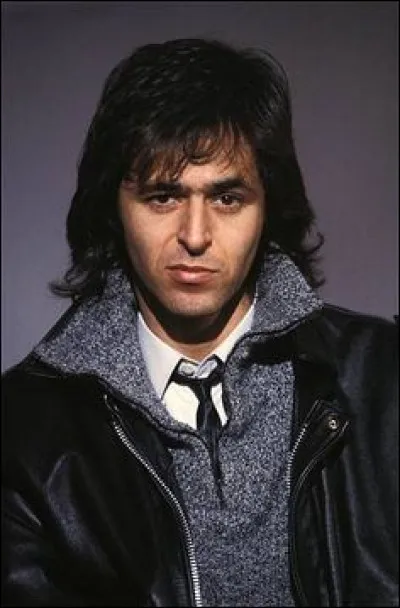 Complétez : 
"Des musiciens qui jouent toujours la même"