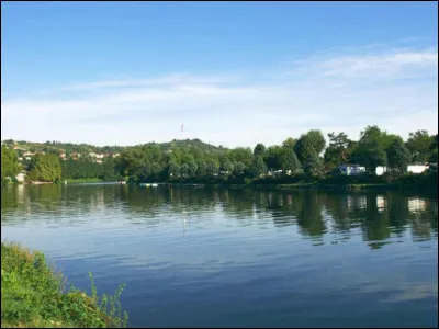 Quel est le plus long affluent de la Loire ?