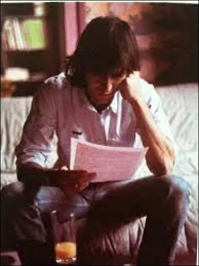 Complétez : 
"Ya vraiment pas dquoi sen"