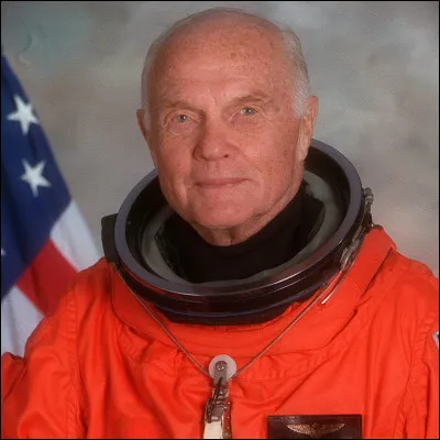 ... est l'homme sur cette photo.