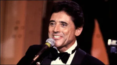 Quels métiers exerçait Sacha Distel ?