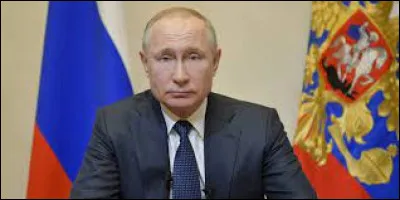 C'est la plus brillante de toutes. Quant à lui, je ne sais si vous le trouvez brillant, mais "[... ?], c'est slave !"